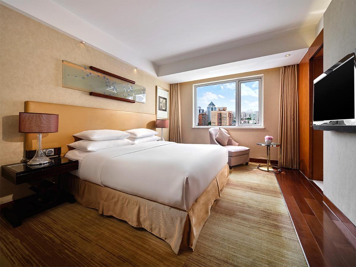 Gehua New Century Hotel Beijing Exterior photo