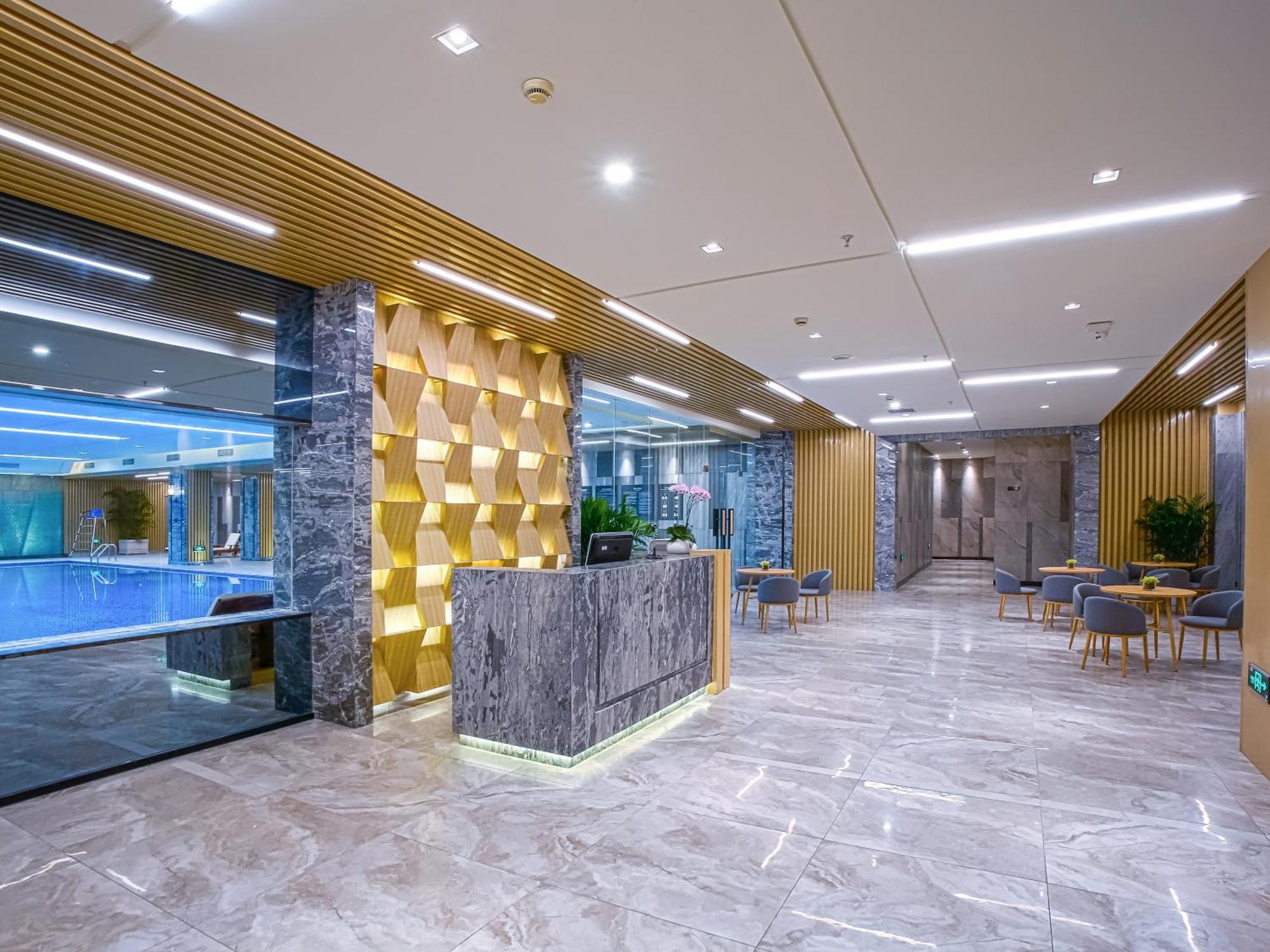 Gehua New Century Hotel Beijing Exterior photo